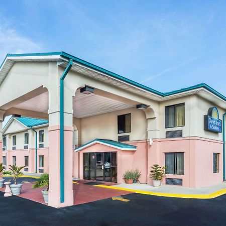 Days Inn By Wyndham Panama City/Callaway Exterior foto